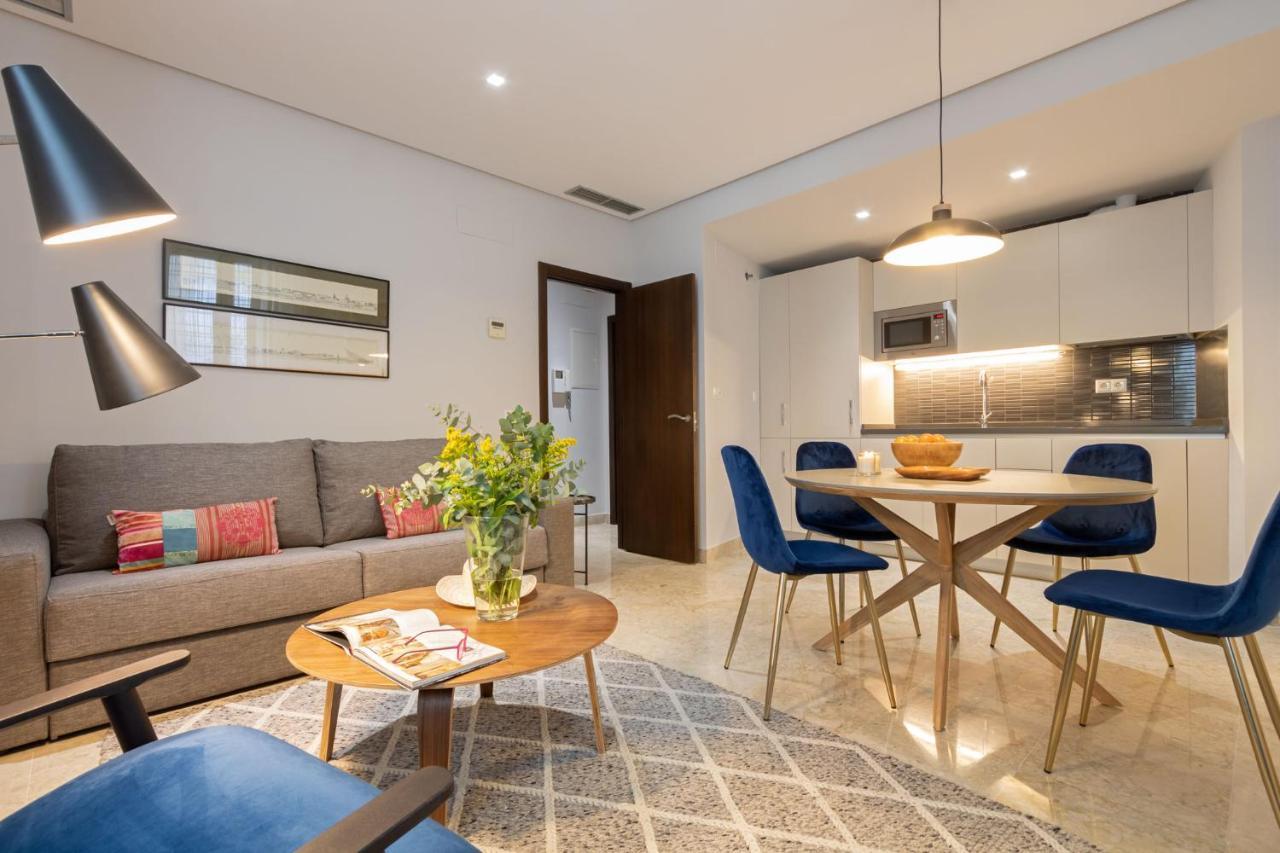 Alkazar Gardens Old Town 6 Pax Apartment Seville Exterior photo