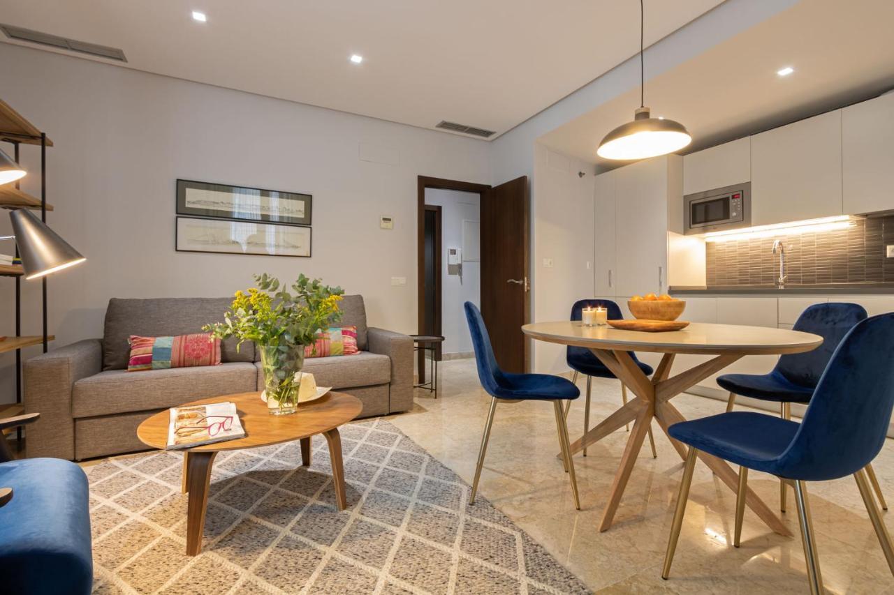 Alkazar Gardens Old Town 6 Pax Apartment Seville Exterior photo